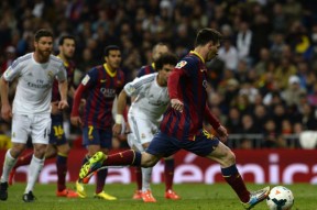 开云体育-法国杯赛程吃紧，勒沃库森窗口期单刀错失，球迷炸锅，球队文化再被提及